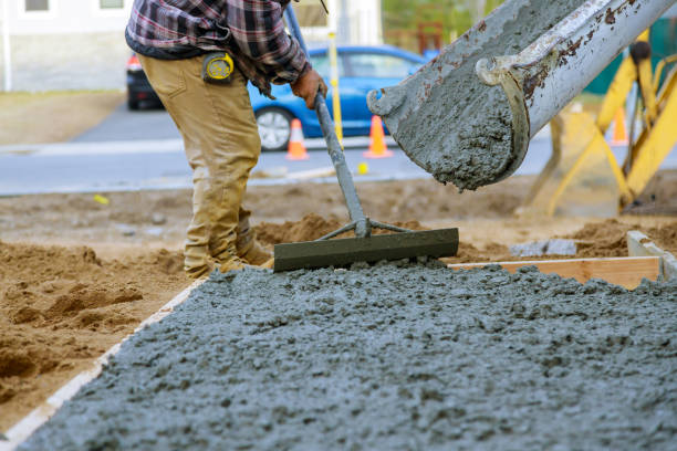 Best Concrete Sidewalk Installation  in Tappahannock, VA